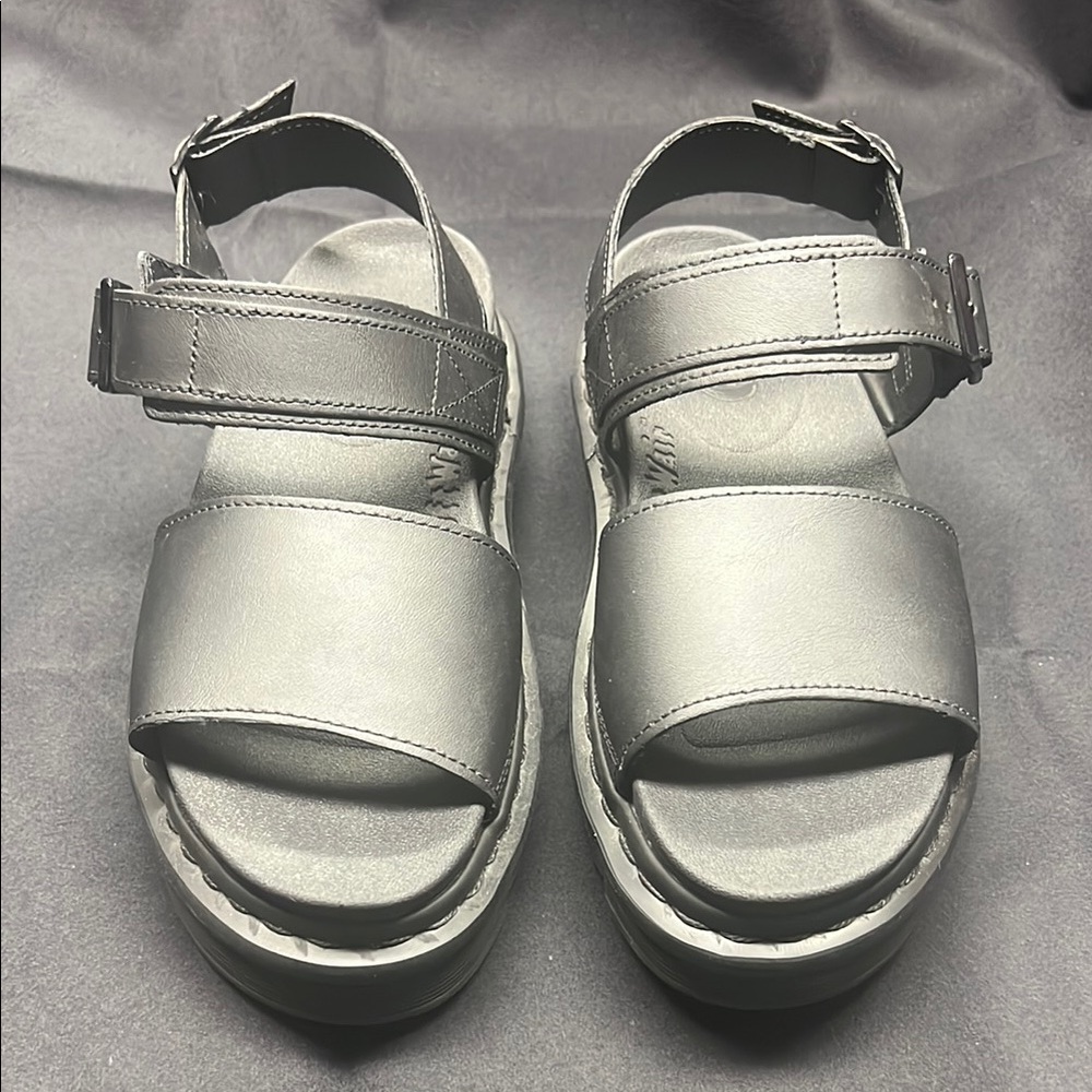 Voss Leather Sandals